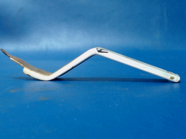 0426209-4 Cessna - CATCH CABIN DOOR (CRACKED - SEE PHOTOS)